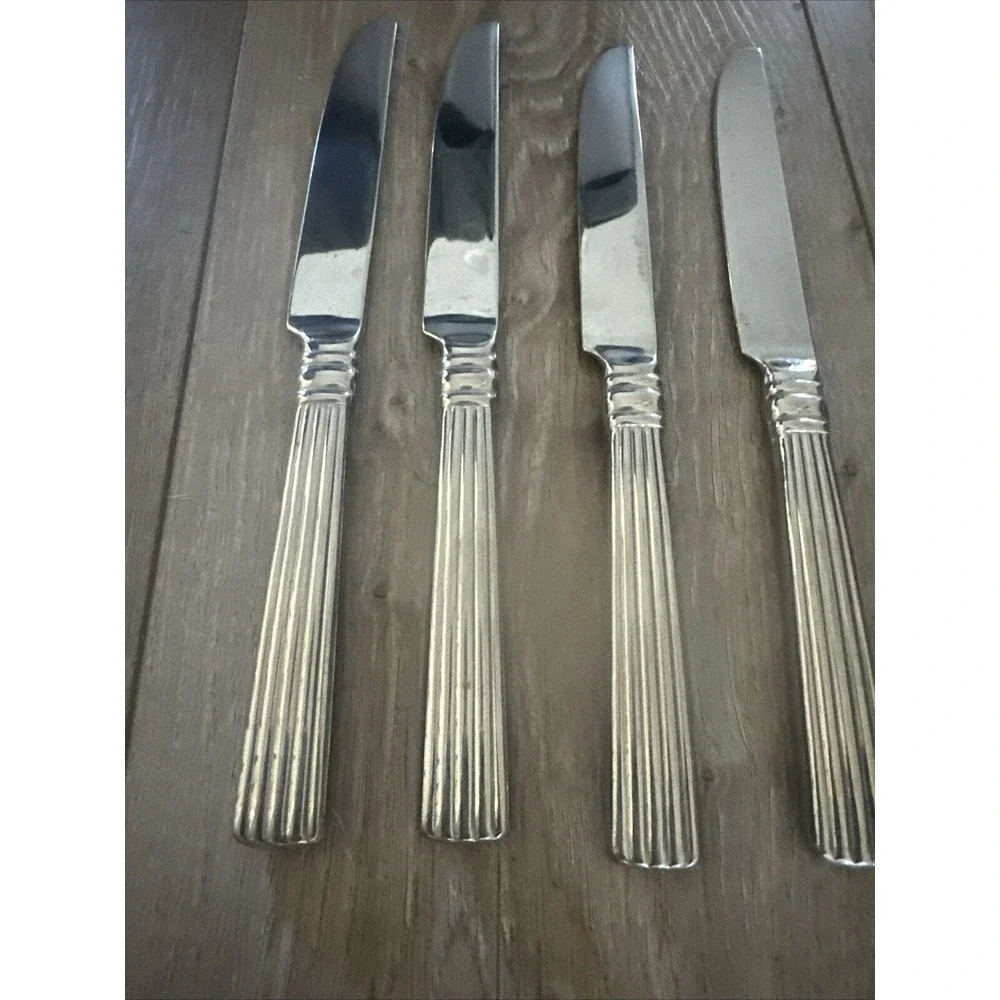 (4) REED &‎ BARTON CRESCENDO II DINNER KNIVES 18/10 STAINLESS*read